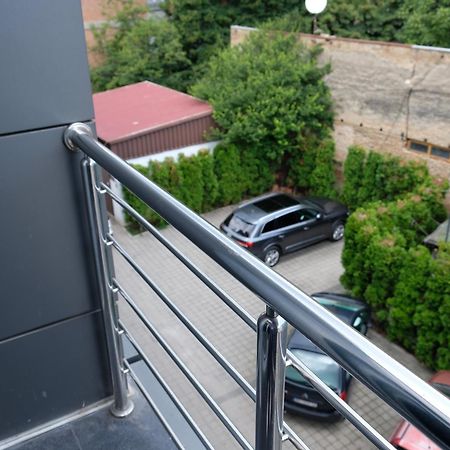 Ring Inn Apartments Obrenovac  ภายนอก รูปภาพ